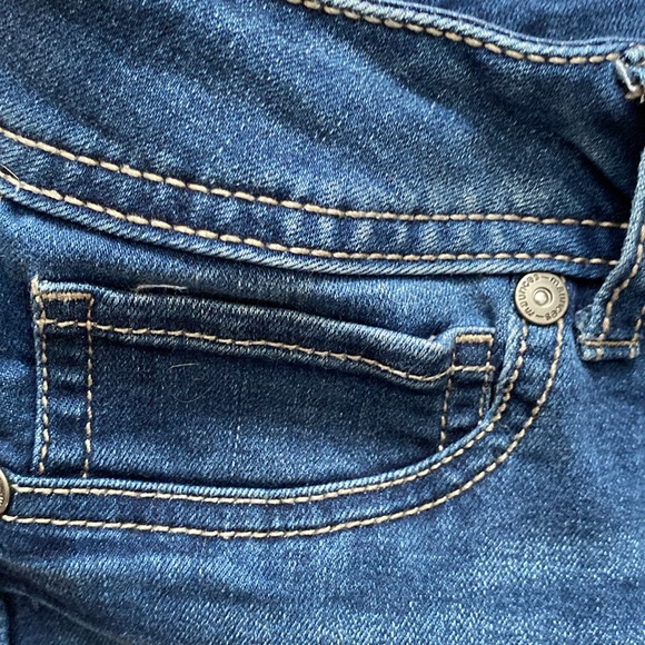 Maurice’s small regular women’s skinny jeans with rips. - Picture 8 of 13